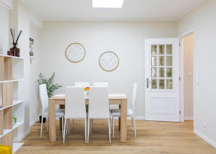 Modern & Bright Flat With Workspace By Hostwise * Vila Nova de Gaia